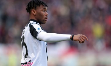 Tottenham’s Newly Acquired Player, Worth £15m, Ponders Cutting Short His Holiday to Impress New Manager, Postecoglou