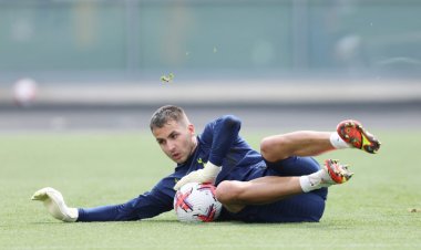 Tottenham’s Mid-Twenties Athlete Deals With Severe Injury During Today’s Pre-Season Training