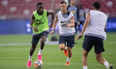 Alasdair Gold Applauds Prize Youngster’s Energetic Display in Tottenham’s Match Against Lion City Sailors