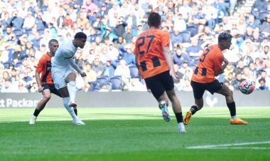 Tottenham Athlete Returns to Training After Shakhtar Match Injury