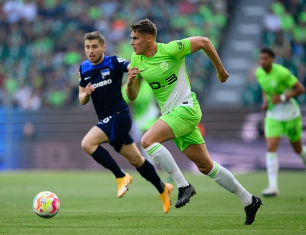 Van de Ven and Veliz Expected to Miss Tottenham Debut versus Barcelona Tonight: Report Indicates